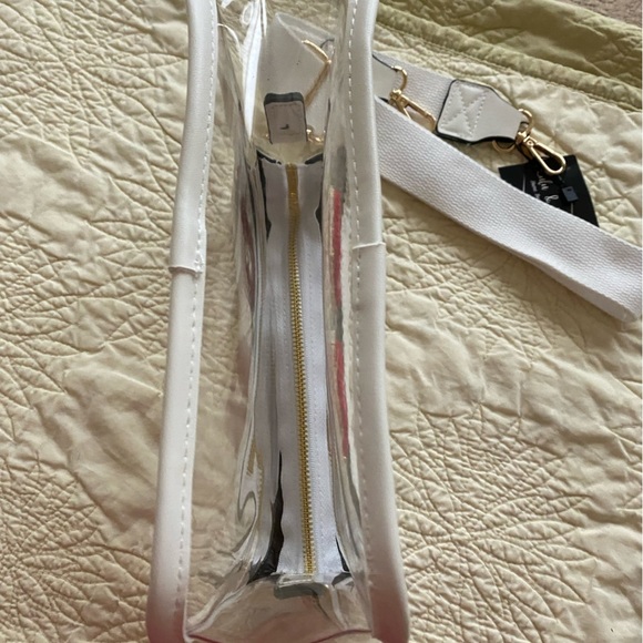 SOLD ‼️Nwt Game Day clear bag. Adorable OU. Oklahoma? Ohio Leather Heavy plastic - Picture 10 of 10
